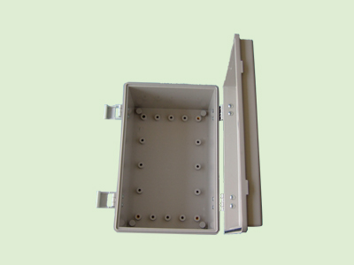 铰链门扣一体中小尺寸接线箱2